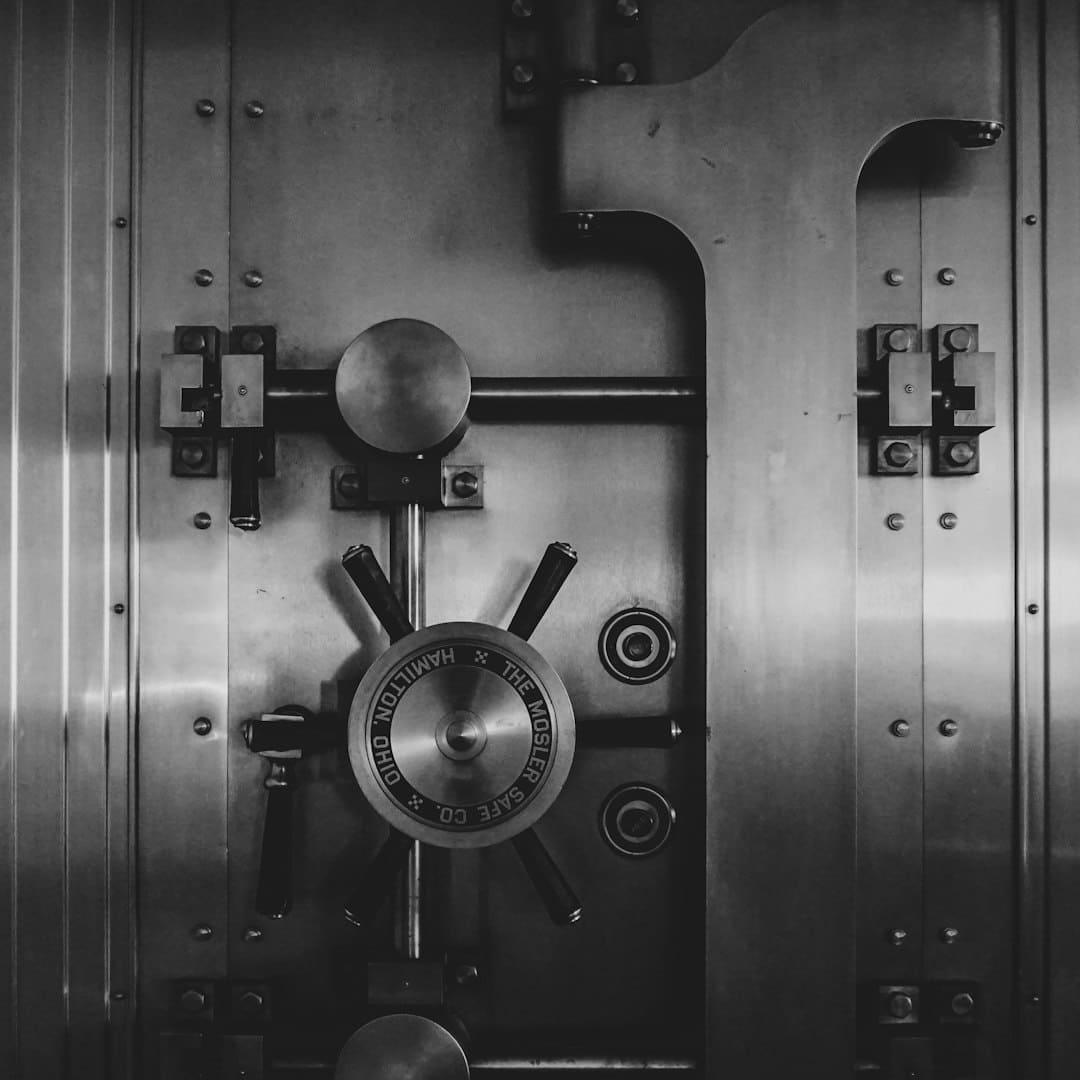 VAULT
